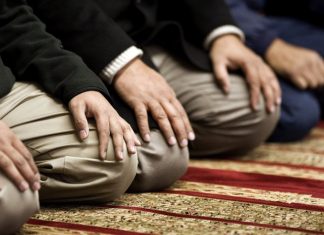 25 Ways to Attain Khushoo in Salah 25 Ways to Attain Khushoo in Salah